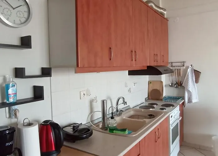 φωτεινό κοντά στον σταθμό κτελ θεσσαλονίκης *