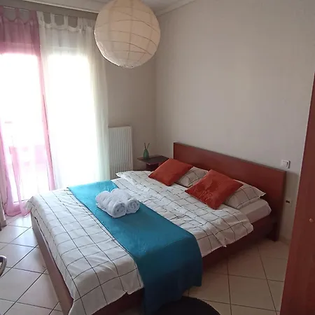 Apartment φωτεινό κοντά στον σταθμό κτελ θεσσαλονίκης Thessaloniki