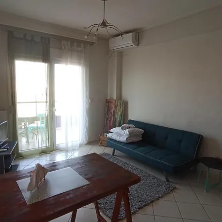 Apartment φωτεινό κοντά στον σταθμό κτελ θεσσαλονίκης Thessaloniki
