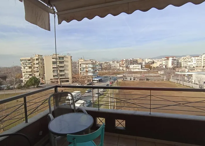 φωτεινό κοντά στον σταθμό κτελ θεσσαλονίκης Tessalónica